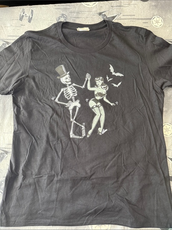 MISCHIEF MADE Tops - NWOT MISCHIEF MADE SKELETON DANCE PINUP GIRLY TEE SZ 2X